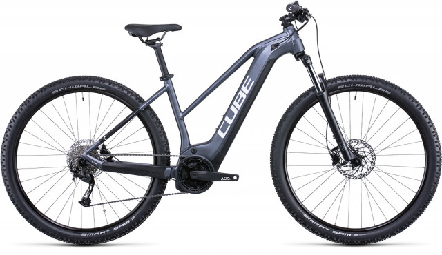 CUBE REACTION HYBRID PERFORMANCE 625 METALLICGREY 'N' WHITE 2022