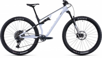 CUBE AMS ONE11 C:68X PRO FLASHWHITE 'N' CARBON 2022