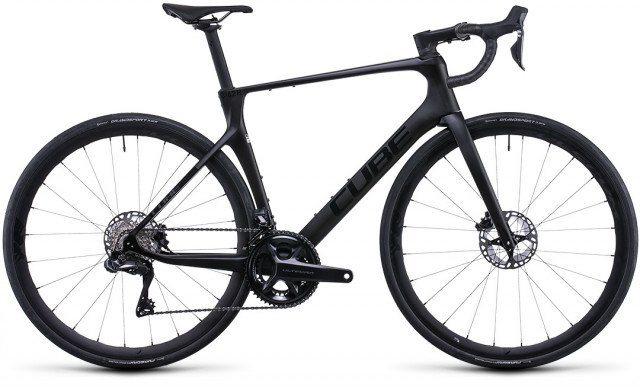CUBE AGREE C:62 RACE CARBON 'N' BLACK 2022